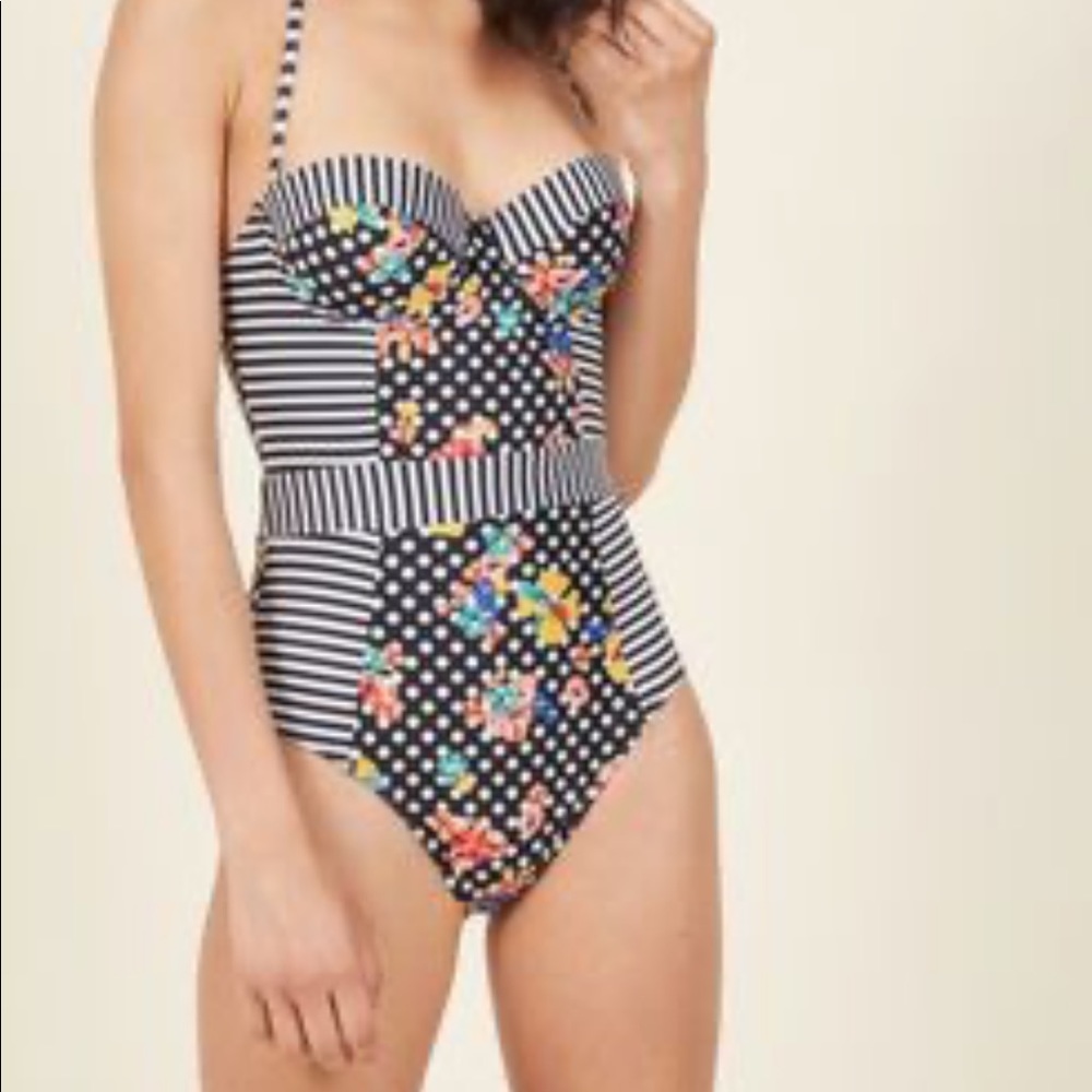 ModCloth Tide My Best in Pattern Medley Size Small
